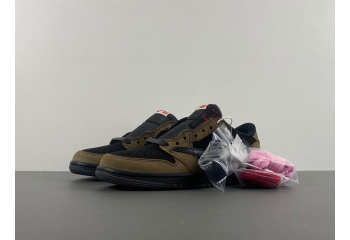 Travis Sco tt x Air Jordan 1 Low OG DM7866-202