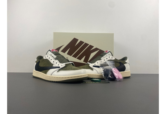 Travis Scott x Air Jordan 1 Low OG DM7866-200