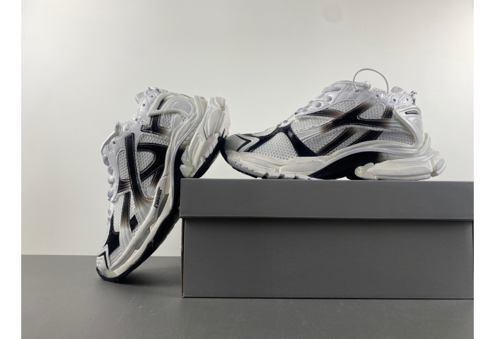 Ba*len*cia*ga runner 772774-wrung-9010