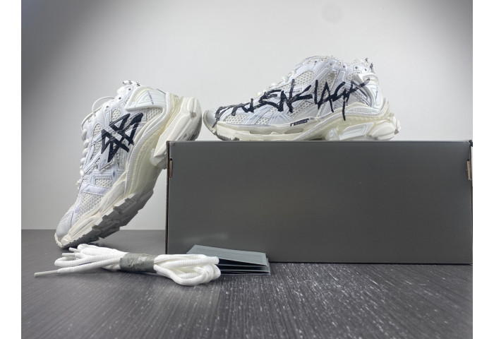 Ba*len*cia*ga runner 677402 w3rbq 9010