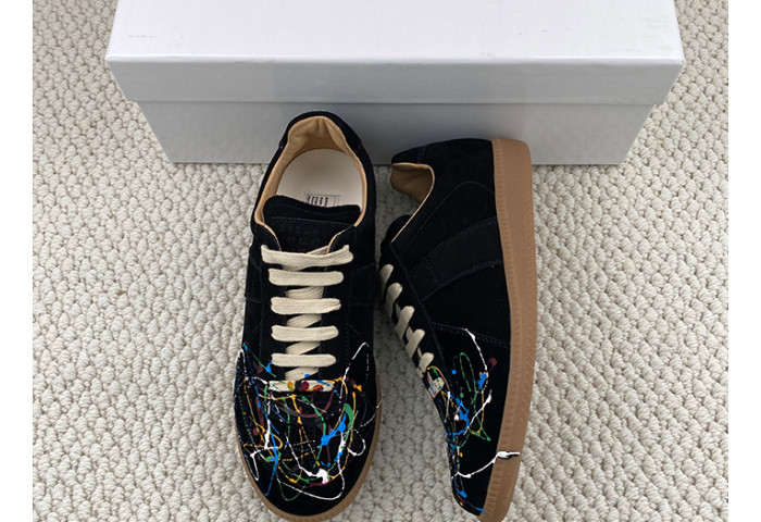 ma*s*n Ma*i*la calfskin sneakers
