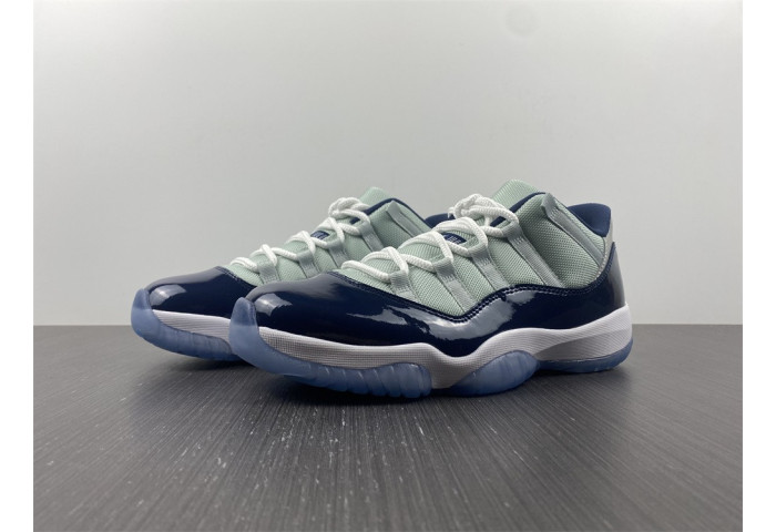 Air Jordan 11 Low AJ11 528895-007