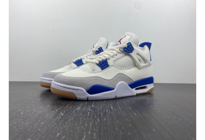 NIKE SB X AIR JORDAN 4 “SAPPHIRE” DR5415-104