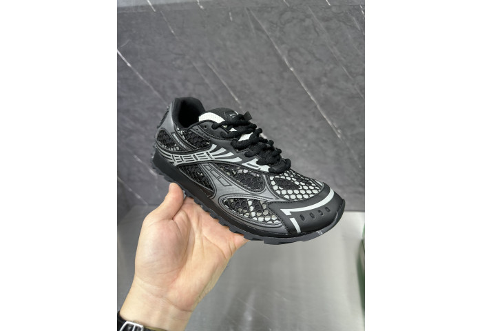 Bo*te*ga ve*ne*ta orbit sneaker