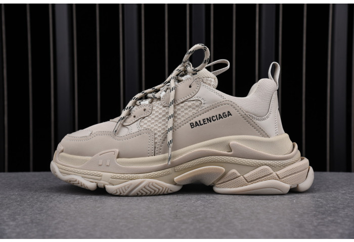 Ba*len*cia*ga triple s beige (w) 524039w2fw19700