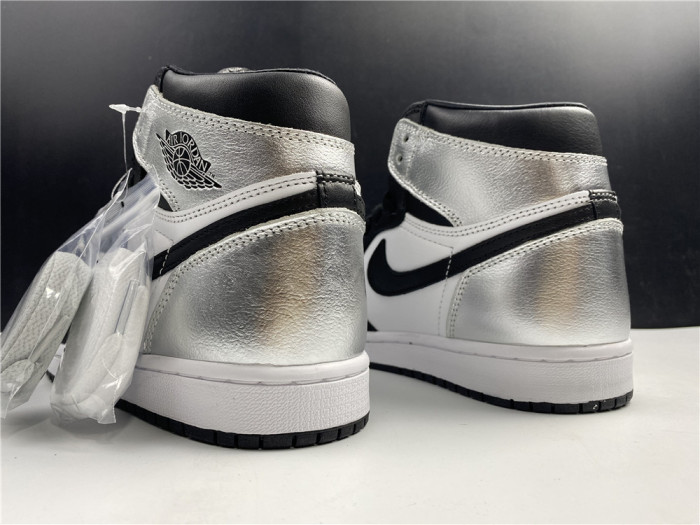 Jordan 1 Retro High Silver Toe  CD0461-001