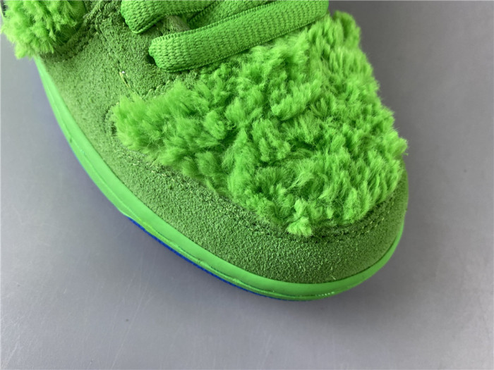 GRATEFUL DEAD X NIKE SB DUNK LOW “GREEN BEAR” CJ5378-300