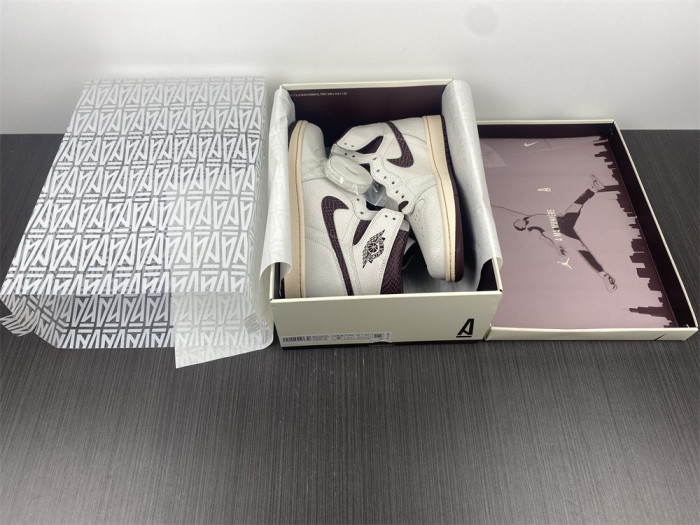 Air Jordan 1 High OG Sail/Burgundy Crush DO7097-100