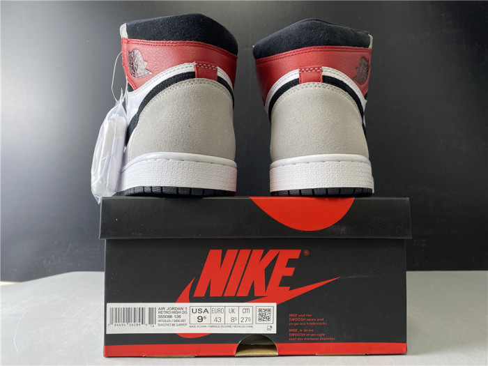 Jordan 1 Retro High Light Smoke Grey 555088-126