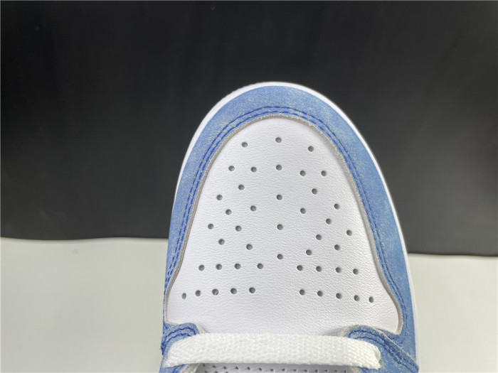 Jordan 1 Retro High OG Hyper Royal 555088-402