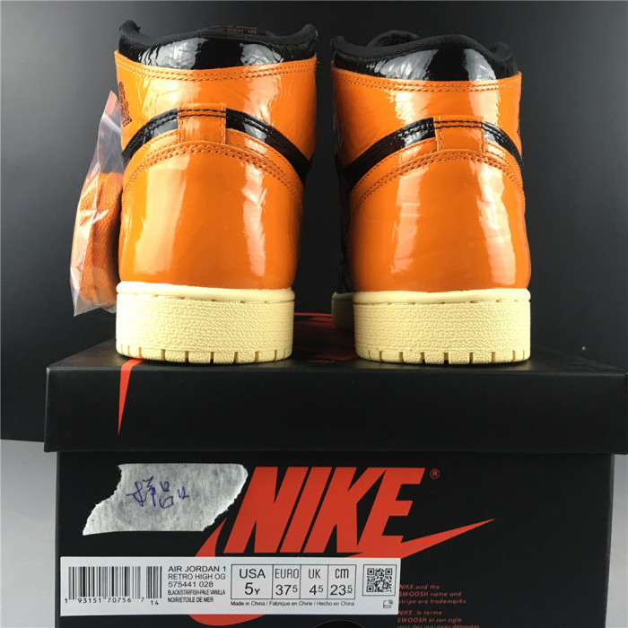 AIR JORDAN 1 SHATTERED BACKBOARD 3.0 555088-028