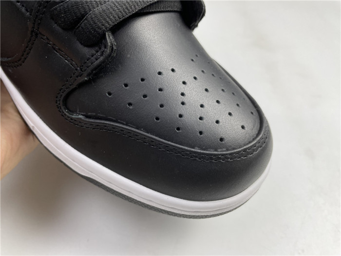 NIKE DUNK LOW X CACTUS PLANT FLEA MARKET CV1727-001