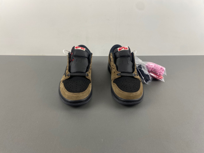 Travis Sco tt x Air Jordan 1 Low OG DM7866-202