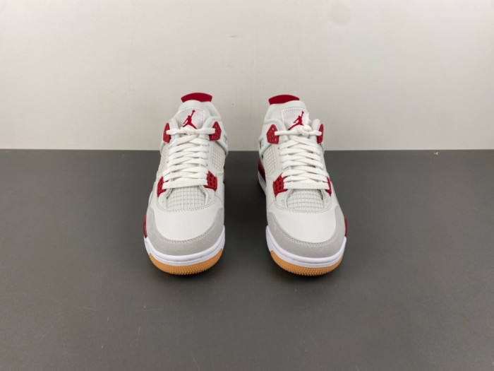 Nike SB x Air Jordan 4 Retro SP