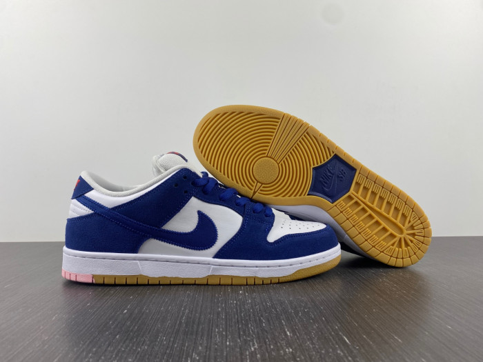 Nike SB Dunk Low Los Angeles Dodgers  DO9395-400