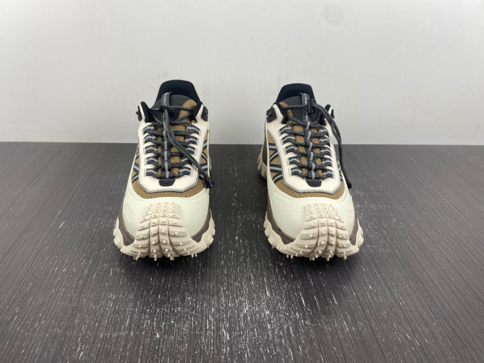Moncler Trailgrip Beige White