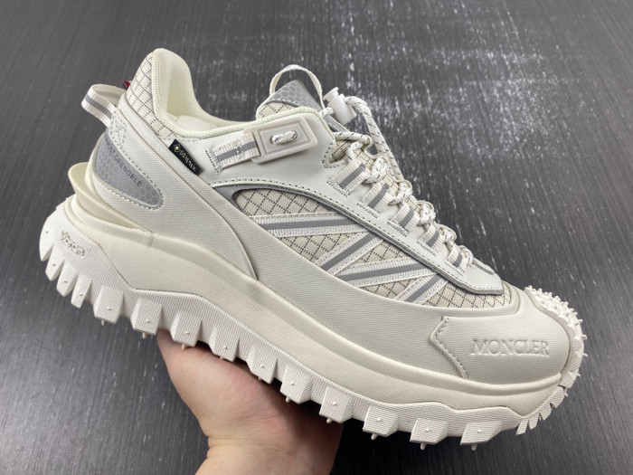Moncler Trailgrip Gore-Tex Off-White
