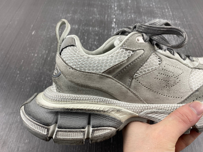 BLCG 3XL SNEAKER 759693-W3XLH-1212