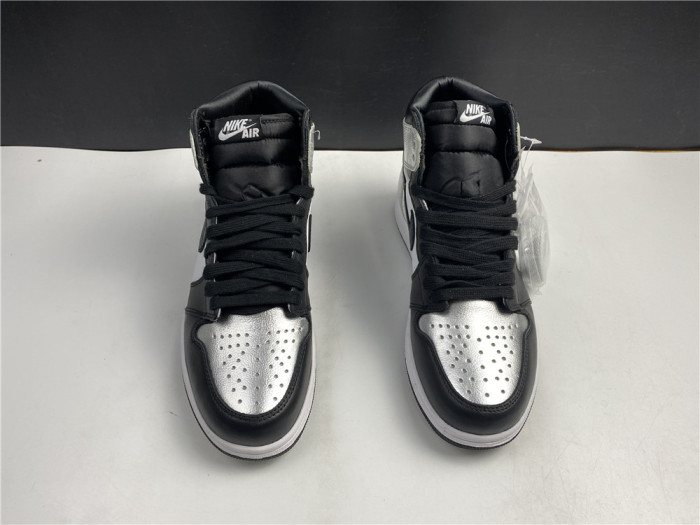 Jordan 1 Retro High Silver Toe  CD0461-001