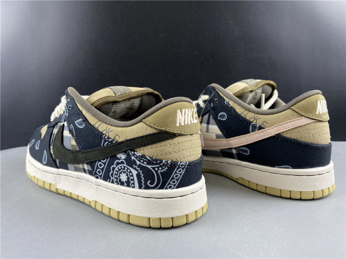 Nike SB Dunk Low Travis Scott (Regular Box) CT5053-001