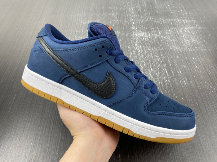 Nike SB Dunk Low Pro ISO CW7463-401