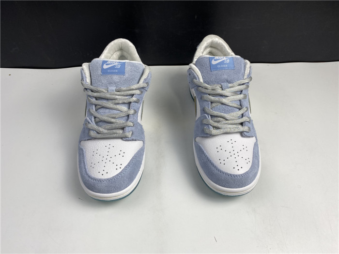 Sean Cliver x Dunk SB Low DC9936-100