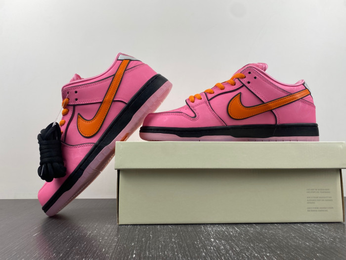 Nike SB Dunk Low “Blossom” FD2631-600