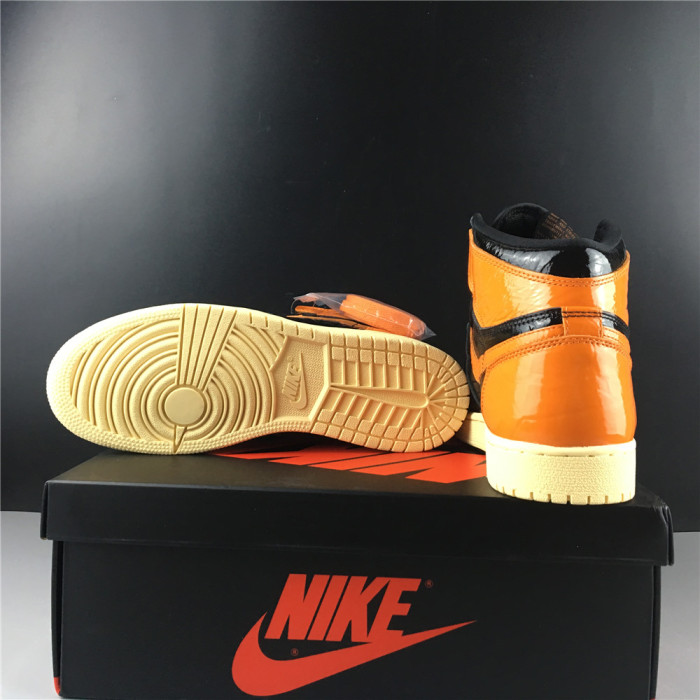 AIR JORDAN 1 SHATTERED BACKBOARD 3.0 555088-028