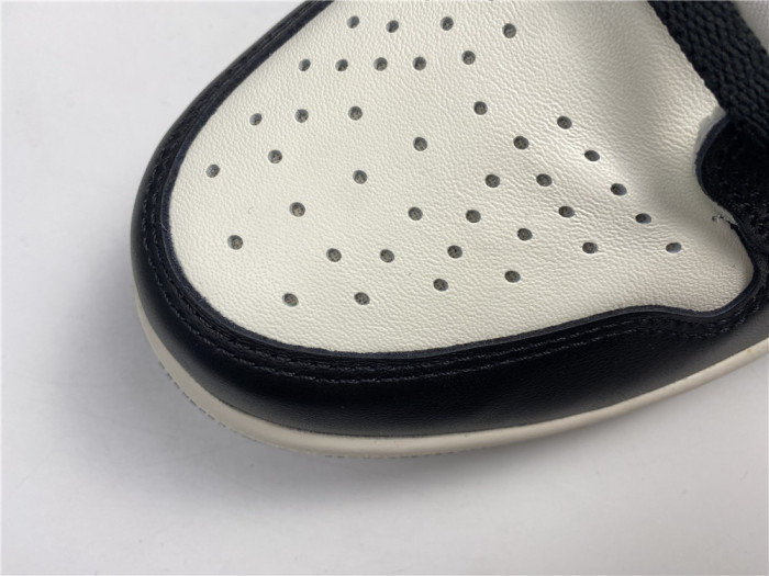 Jordan 1 Retro High Dark Mocha 555088-105