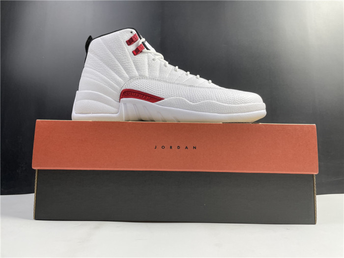 JORDAN 12 White flame red CT8013-106