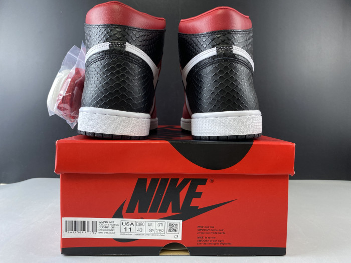 Jordan 1 Retro High Satin Snake Chicago (W) CD0461-601