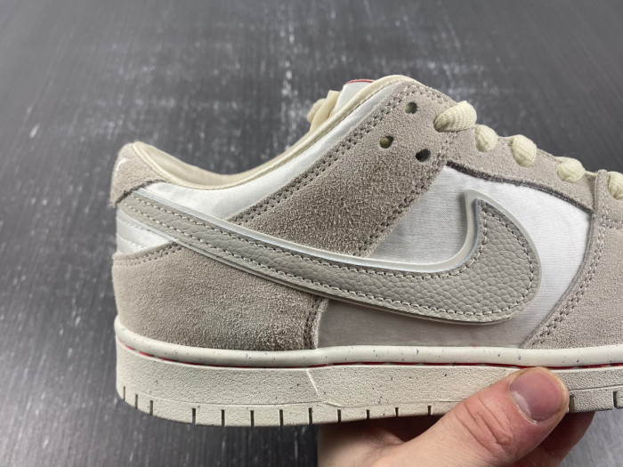 Nike SB Dunk Low [ City of Love ] FZ5654-100