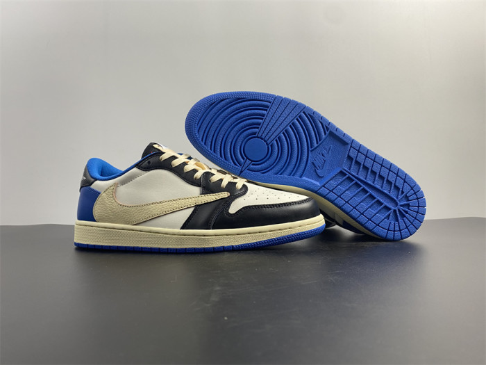 Jordan 1 Low fragment design x Travis Scott DM7866-140