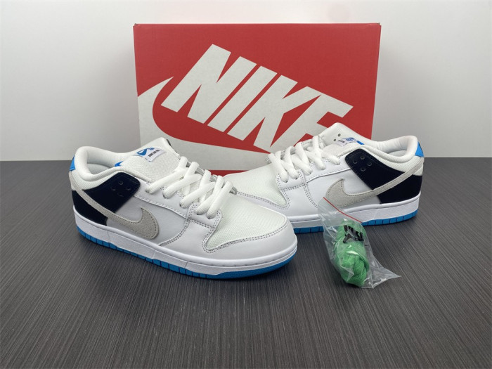 Nike SB Dunk Low “Laser Blue” BQ6817-101
