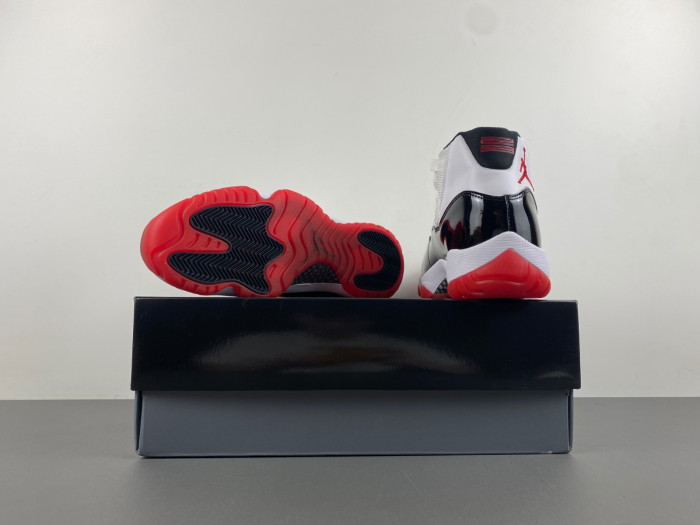 Air Jordan 11 Retro CT8012-106