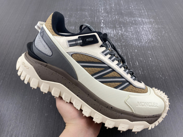 Moncler Trailgrip Beige White