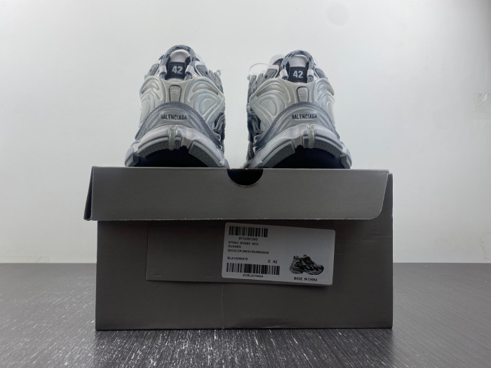 Ba*len*cia*ga 7.5 677403-w3rb5-9012