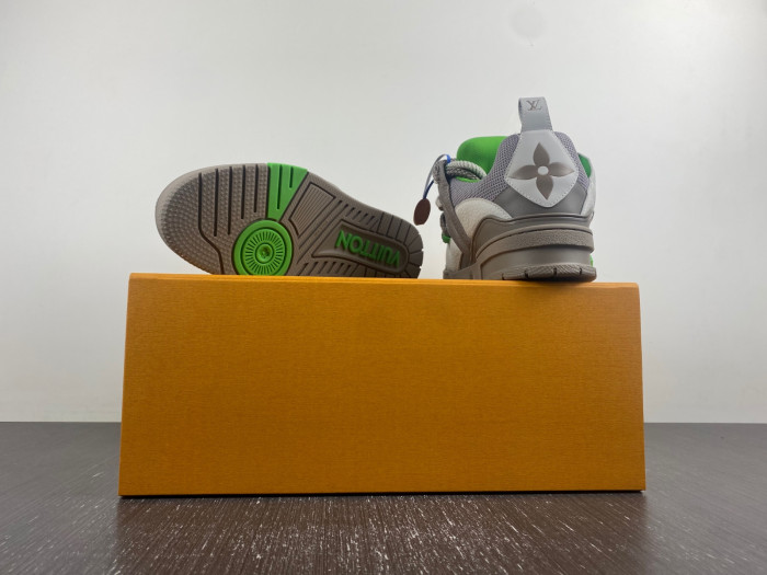 L*V ARCH LIGHT SNAEKER