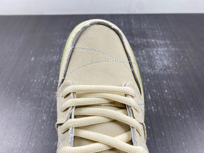 Nike Dunk SB Low Mummy DM0774-111