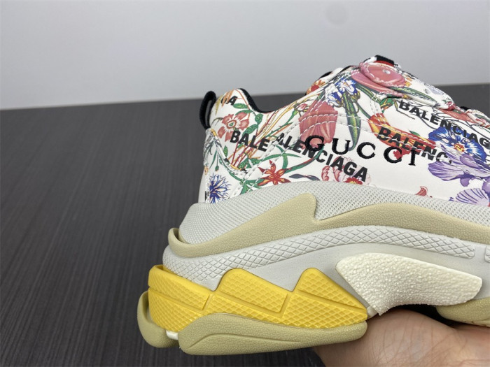gc x Ba*len*cia*ga sneaker 677195ul110 8461
