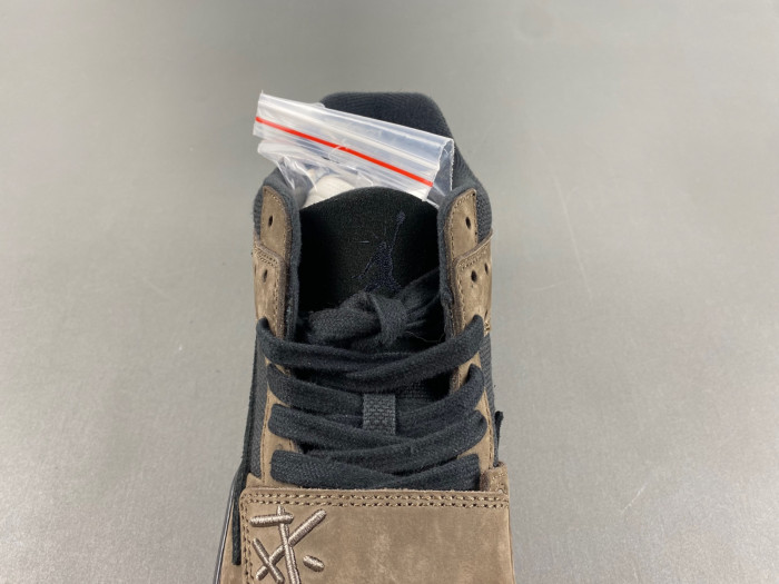Travis Scott x Air Jordan 1 Low JACK FZ8117-204