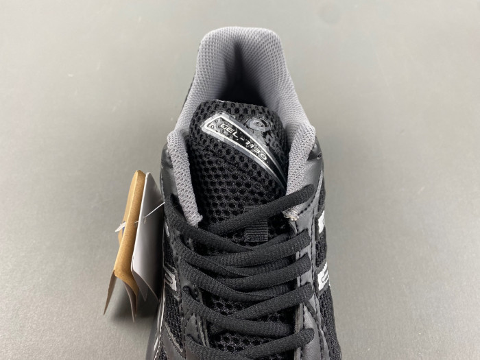 ASICS Gel 1130 “Black Pure Silver”r" 1203A497-100
