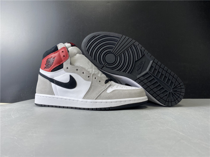 Jordan 1 Retro High Light Smoke Grey 555088-126