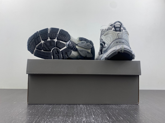 Ba*len*cia*ga 7.5 677403-w3rb5-9012