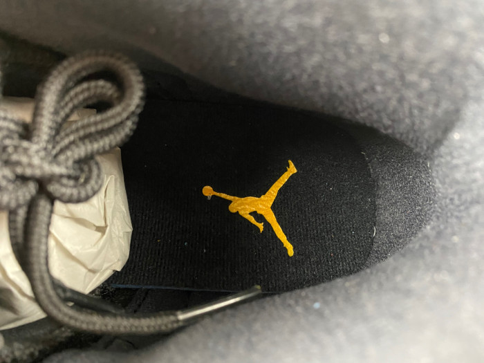 Air Jordan 12 “University Gold” 130690-070