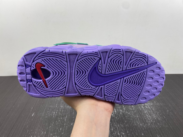 Nike Air More Uptempo Low SP FB12999-500