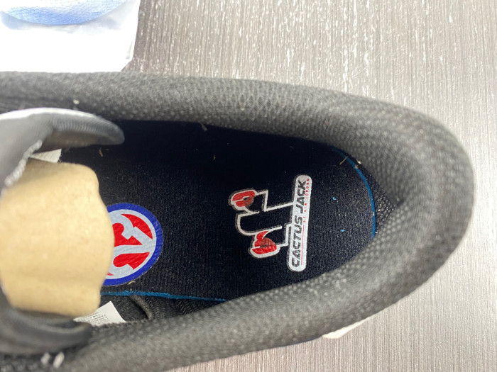 Travis Scott x Air Jordan 1 Low DM7866-713