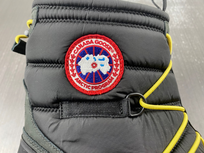 CANADA GOOSE WOMENS TORONTO 7783M