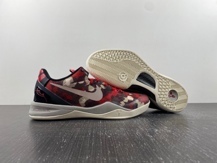 NNIKE Kobe 8 System "Milk Snake" 555035-601