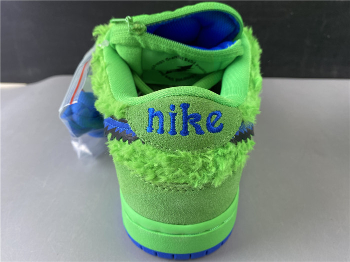 GRATEFUL DEAD X NIKE SB DUNK LOW “GREEN BEAR” CJ5378-300